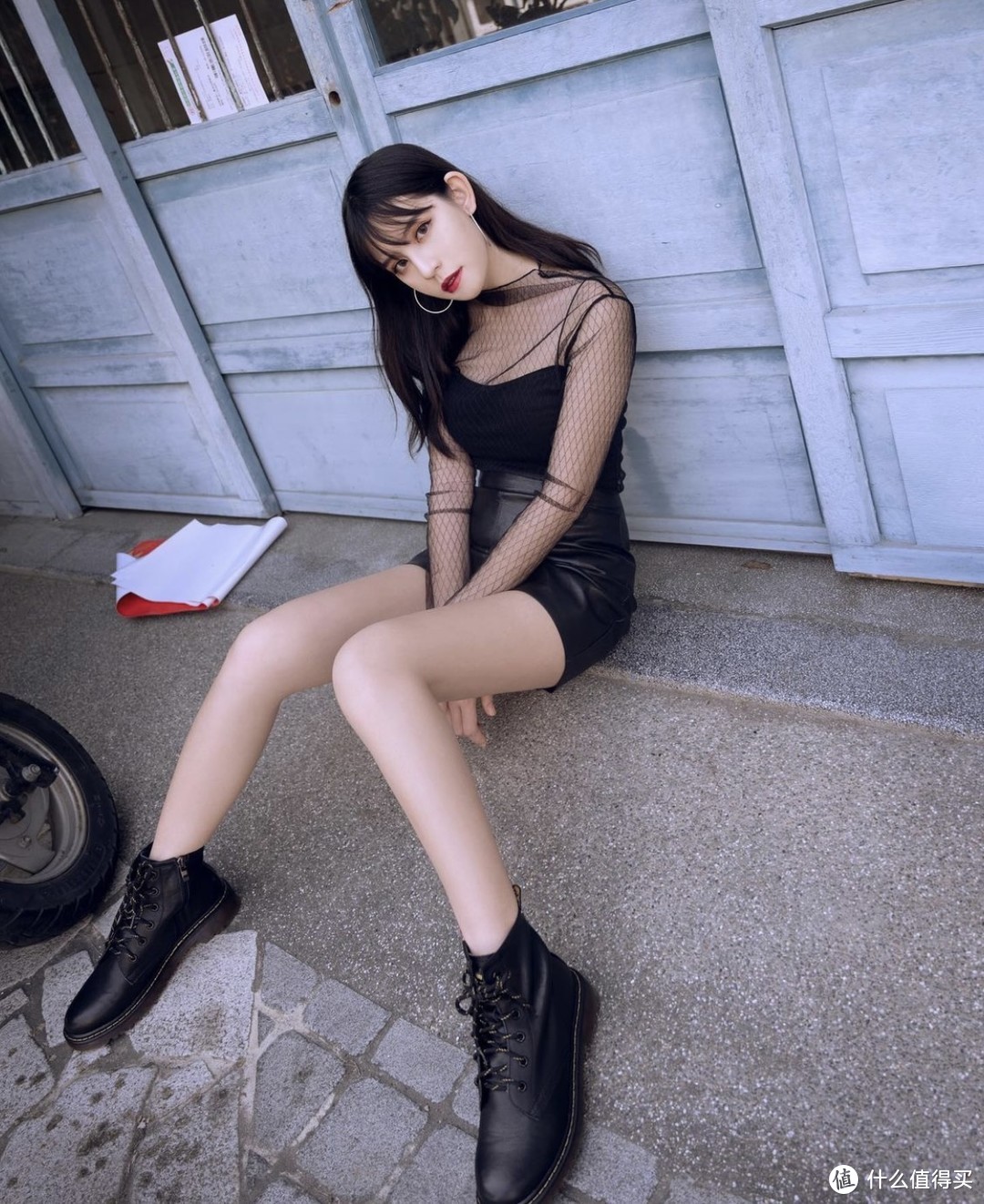 夏季宅家徒手运动指南,没有高强度蹦跳对膝盖友善,六个动作练起来~